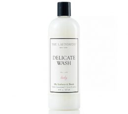 Delicate Wash - Lady - The Laundress